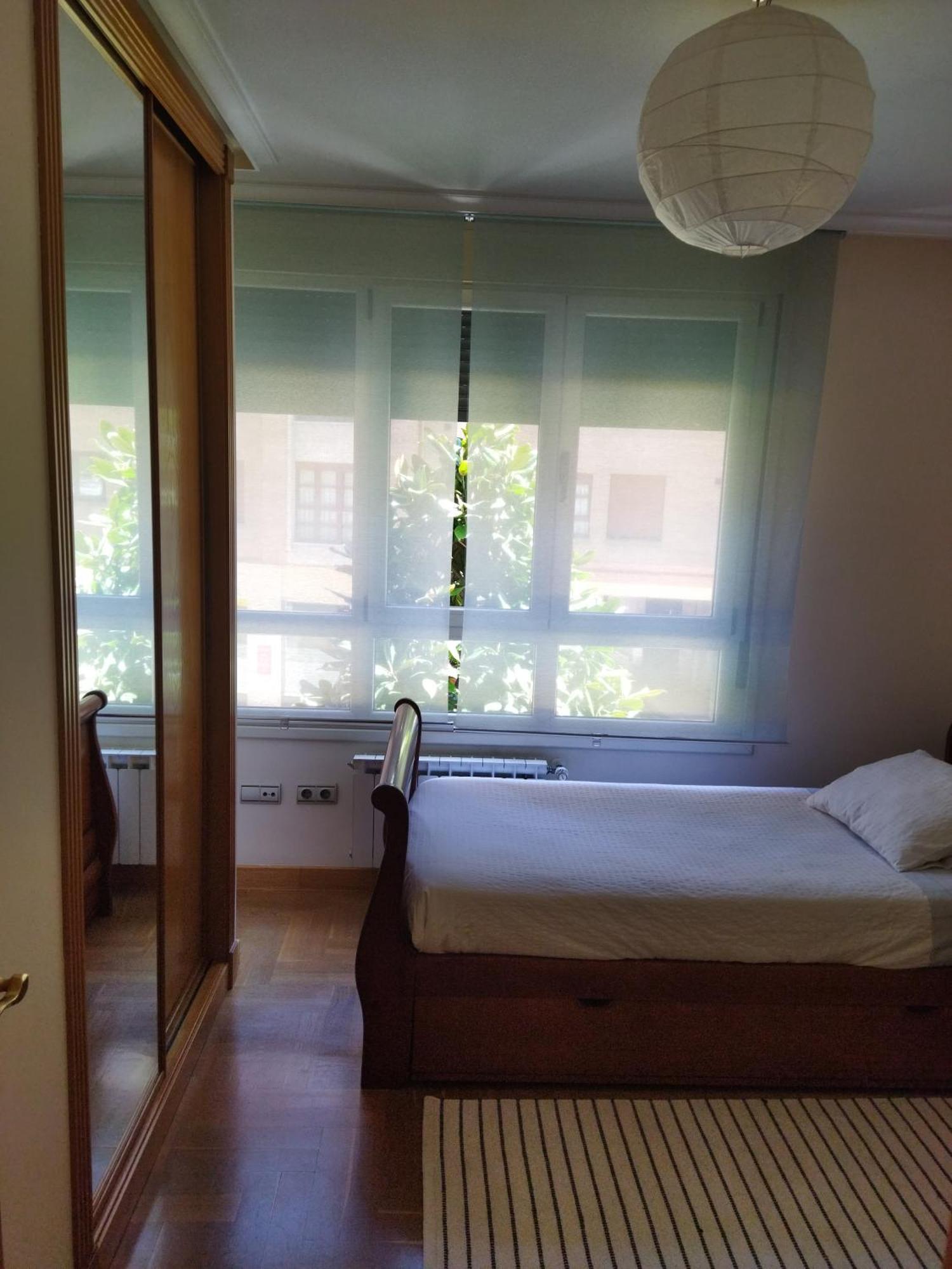 Centrico Apartamento Oviedo Parking Y Wifi Gratuitos Admite Mascotas Eksteriør bilde
